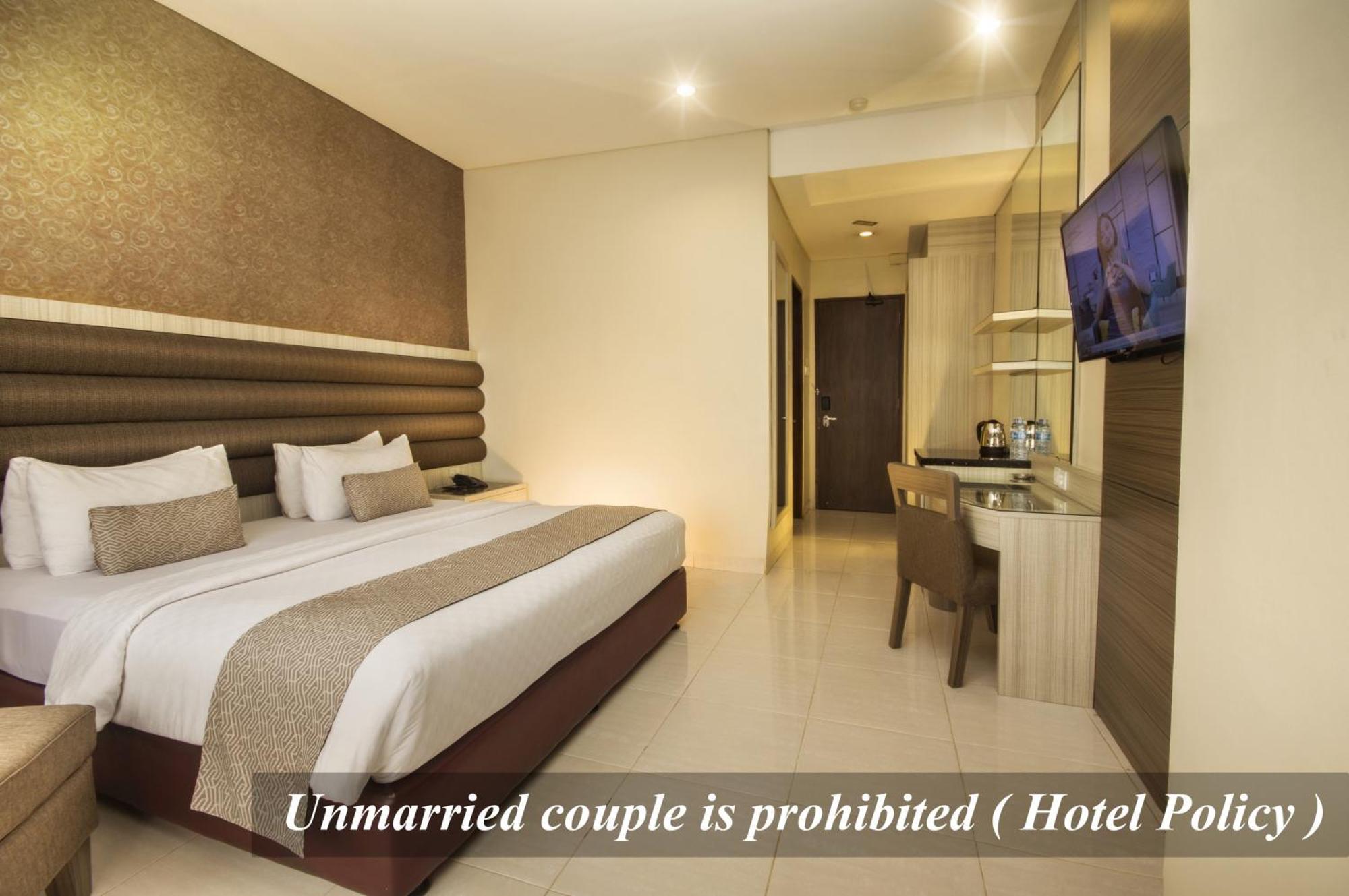 Hotel Gren Alia Jakarta Exterior foto